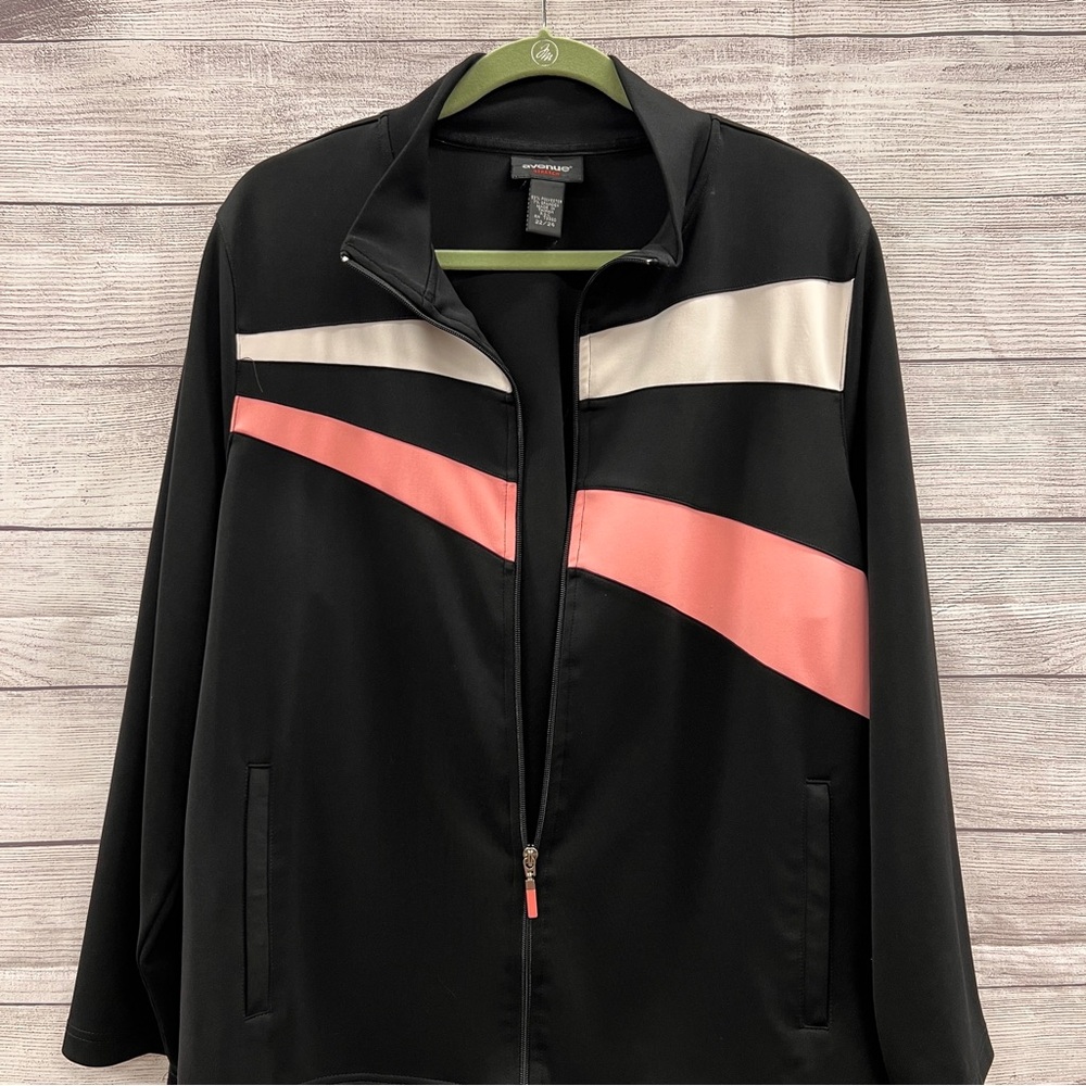 Avenue Zip Up - Picture 5 of 8